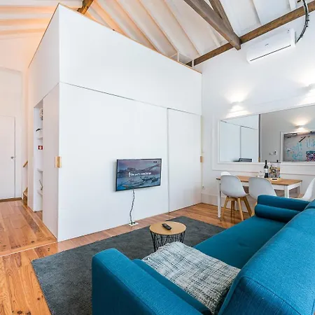 Guestready - High-ceiling Urban Retreat In Holiday home