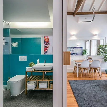Guestready - High-ceiling Urban Retreat In * Porto
